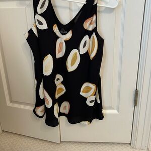 NIC+ZOE Black Sleeveless Top with Leaf Pattern